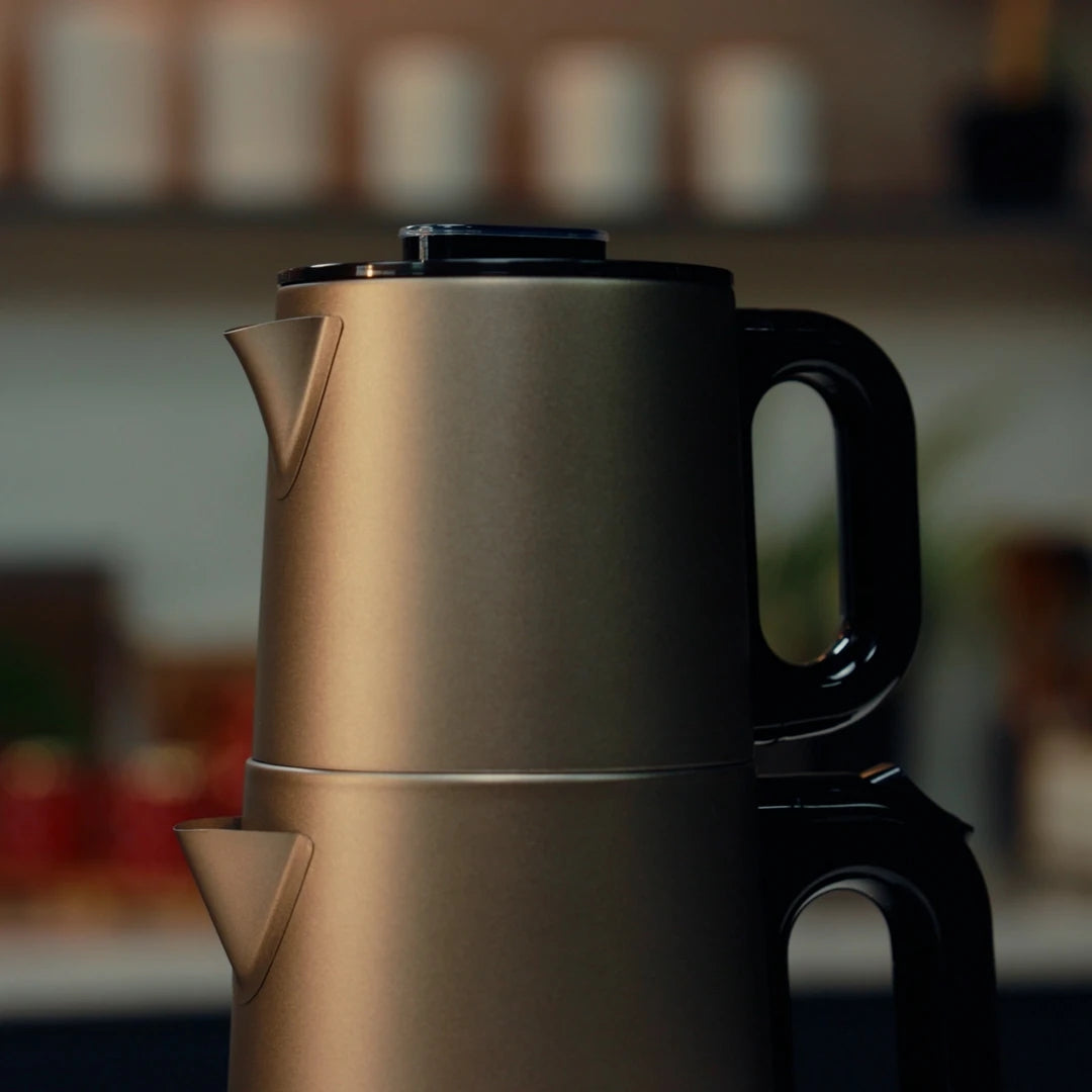 Kochmaster Teekocher, 1800W, Edelstahl 2.0 + 1.0 Liter, Doppelheizsystem, Wasserkocherduct